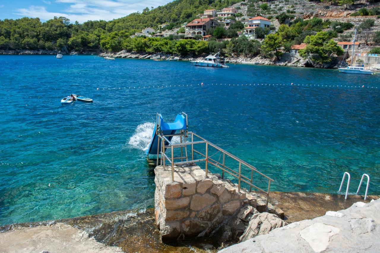 Stone House Dioniz Villa Brnistrova ภายนอก รูปภาพ