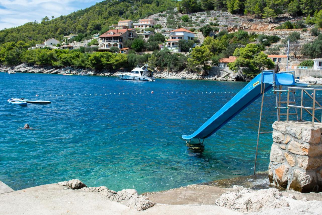 Stone House Dioniz Villa Brnistrova ภายนอก รูปภาพ